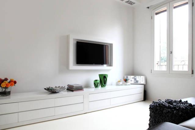 Charming Flat In Centro A Ferrara Con Posto Auto Villa Luaran gambar